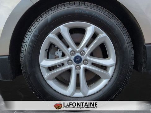 Used 2020 Ford Edge SEL w/ Cold Weather Package image 31