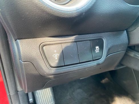 Used 2024 Kia Forte LXS FWD image 18