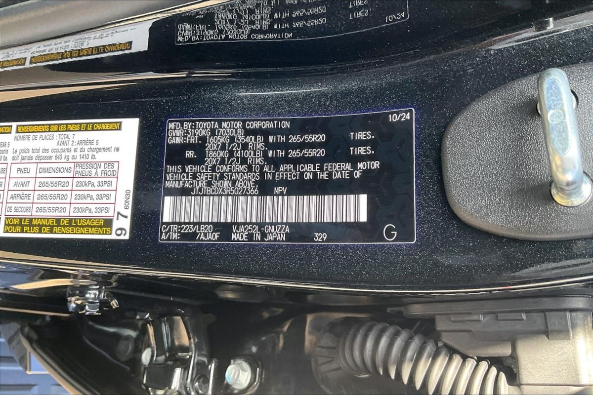 Used 2024 Lexus GX 550 w/ Accessory Package (Z1) AWD/4WD image 33