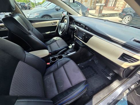 Used 2016 Toyota Corolla LE FWD image 18