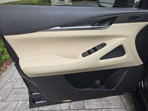 Used 2023 INFINITI QX60 Luxe FWD image 15