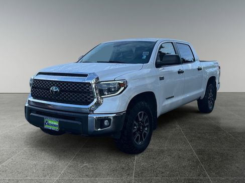 Used 2021 Toyota Tundra SR5 AWD/4WD image 4