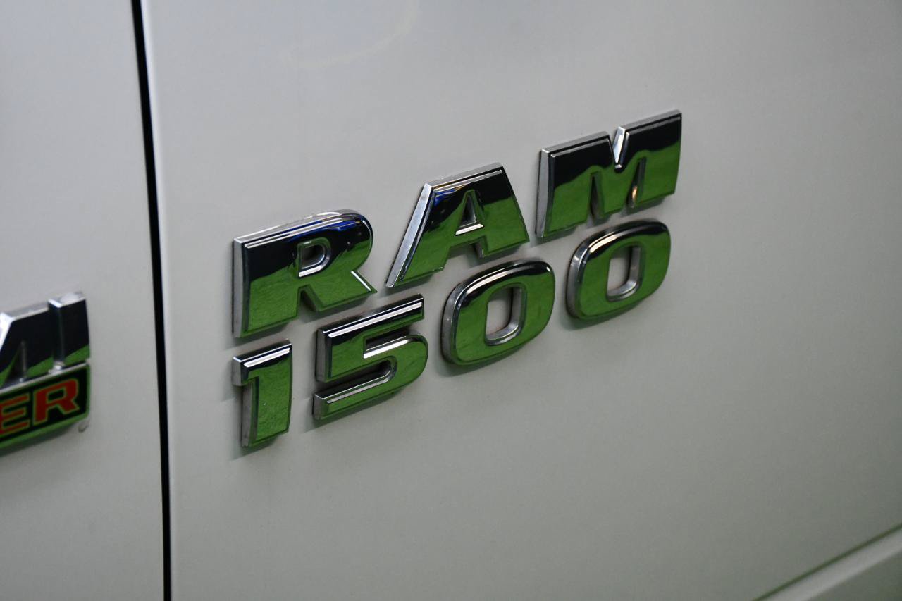 Used 2017 RAM 1500 Express AWD/4WD image 5