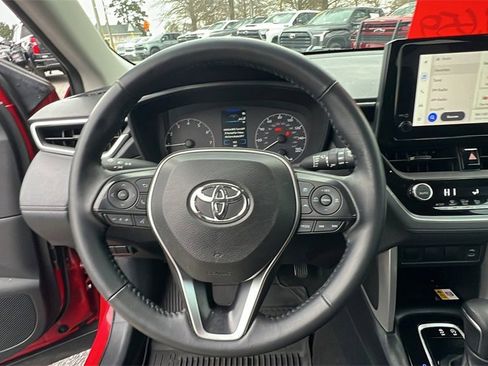 Used 2023 Toyota Corolla Cross LE image 22