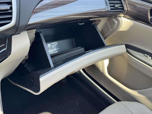 Used 2017 Honda Accord EX-L image 30