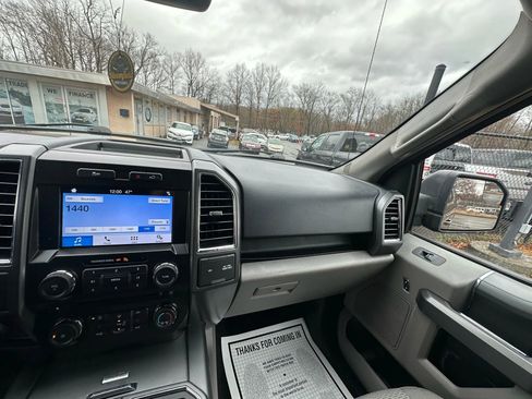 Used 2016 Ford F150 XLT w/ Equipment Group 302A Luxury image 21