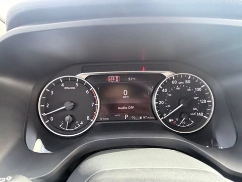 Used 2026 Nissan Rogue SV AWD/4WD image 12