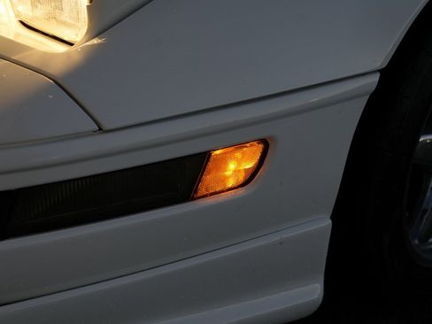 Used 1992 Chevrolet Corvette Convertible image 37