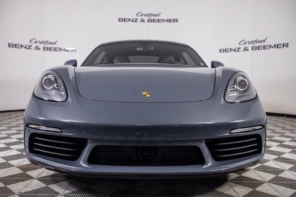 Used 2018 Porsche 718 Cayman RWD image 5