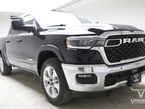 New 2026 RAM 1500 Big Horn AWD/4WD image 7