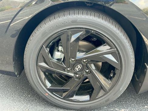New 2026 Hyundai Elantra SEL Sport Premium FWD image 5