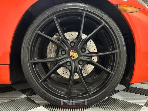 Used 2017 Porsche 718 Boxster image 25