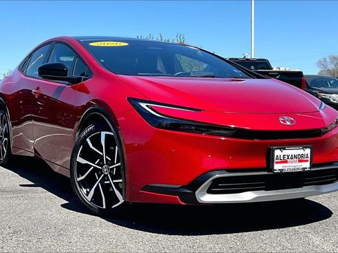 Used 2026 Toyota Prius Plug-In Hybrid w/ Limited Premium Package image 2