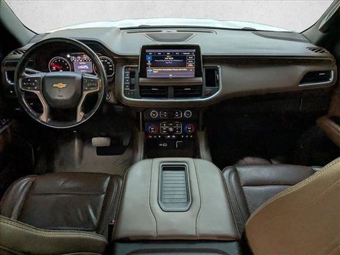 Used 2021 Chevrolet Suburban High Country w/ Premium Package image 16