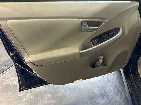 Used 2011 Toyota Prius Two image 24