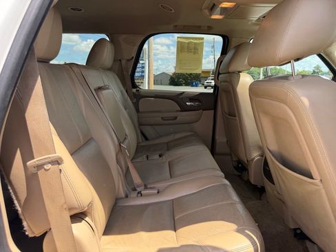 Used 2013 Chevrolet Tahoe LT RWD image 36