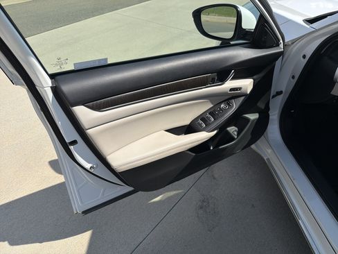 Used 2020 Honda Accord EX-L image 14