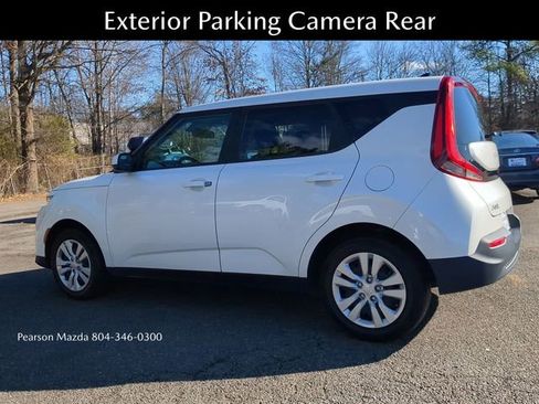 Used 2022 Kia Soul LX image 7