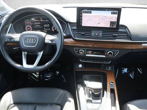 Used 2023 Audi Q5 2.0T Premium Plus w/ Premium Plus Package AWD/4WD image 23
