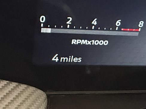 Used 2025 Nissan Kicks SR image 2