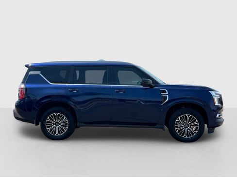 New 2026 Nissan Armada SL w/ Captain's Chari Seat Package AWD/4WD image 6
