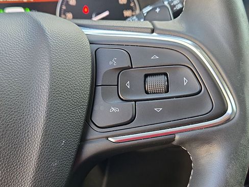 Used 2023 Buick Envision Essence w/ Sport Touring Package AWD/4WD image 14