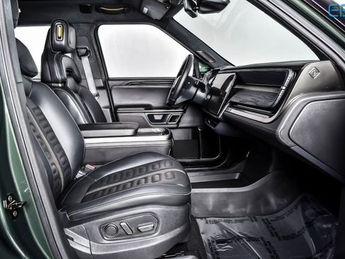 Used 2023 Rivian R1T Adventure image 22