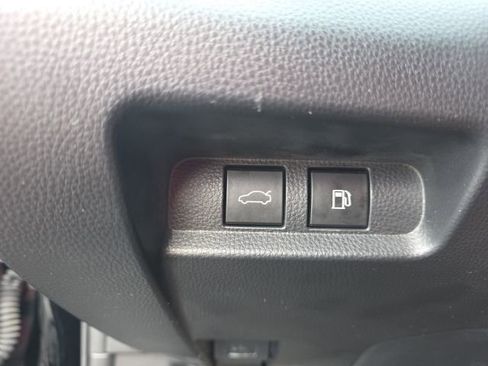 Used 2023 Toyota Crown XLE image 15