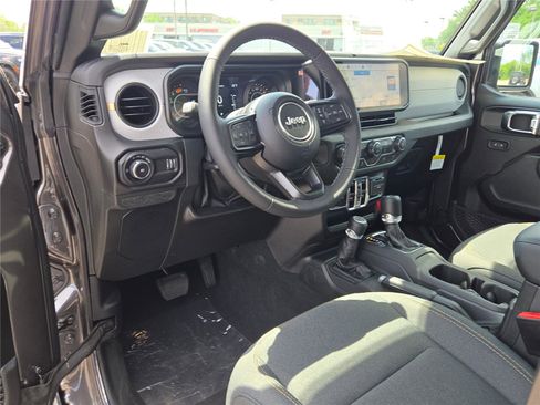 New 2025 Jeep Wrangler Sport S image 23