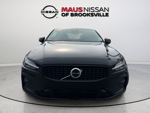 Used 2024 Volvo S60 B5 Core FWD image 2
