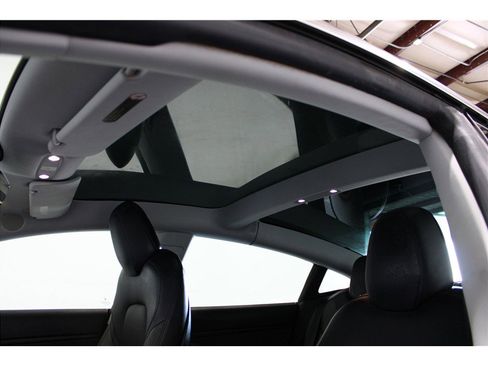 Used 2019 Tesla Model 3 Standard Range Plus image 30