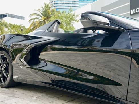 Used 2020 Chevrolet Corvette Stingray Premium Conv w/ 3LT Preferred Equipment Group RWD image 37