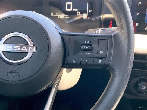 Used 2026 Nissan Kicks SV w/ Charging Package FWD image 23