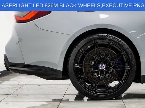 Used 2022 BMW M4 Coupe w/ Executive Package RWD image 9