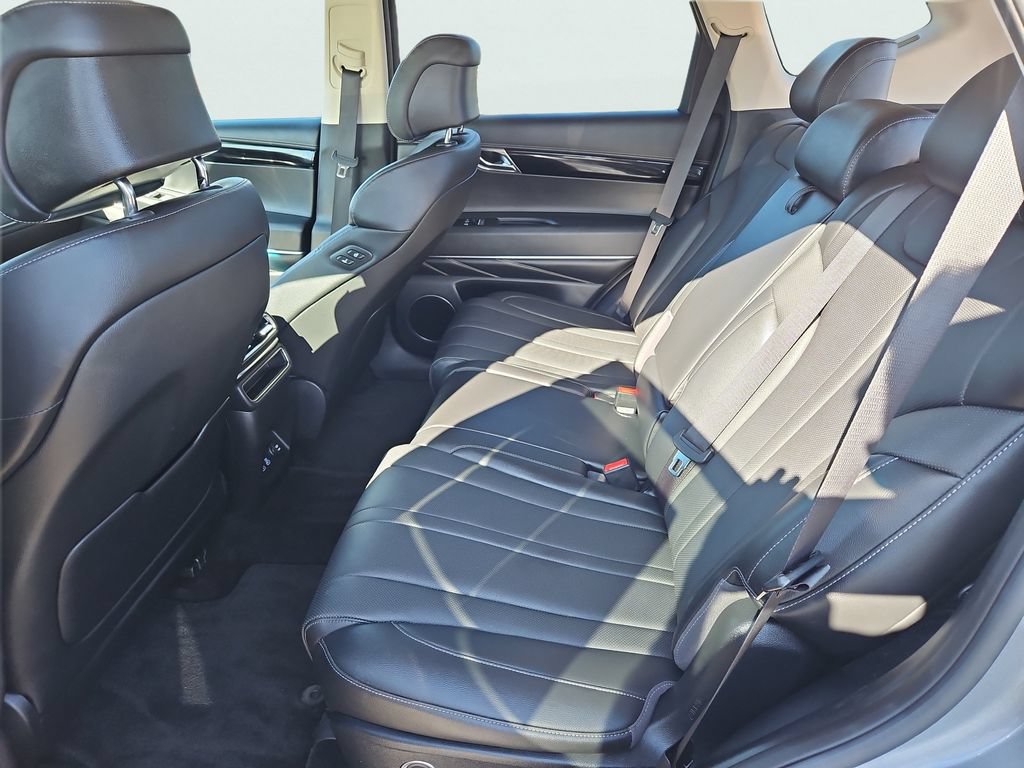 Used 2025 Genesis GV80 2.5T Standard AWD/4WD image 34