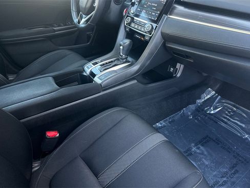 Used 2019 Honda Civic EX image 16