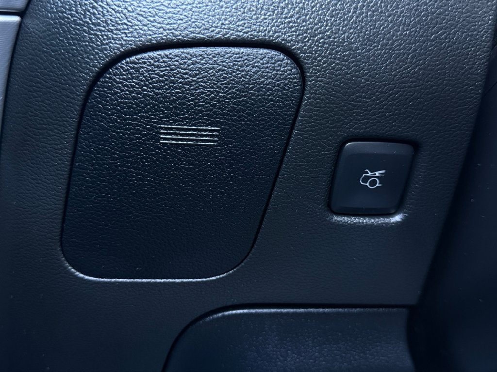 Used 2019 Ford Mustang Premium RWD image 27