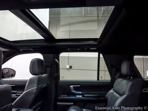 Used 2025 Ford Expedition Platinum w/ Stealth Performance Package image 13