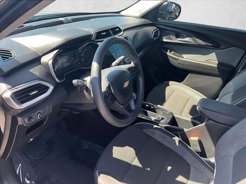 Used 2023 Chevrolet TrailBlazer LS image 14