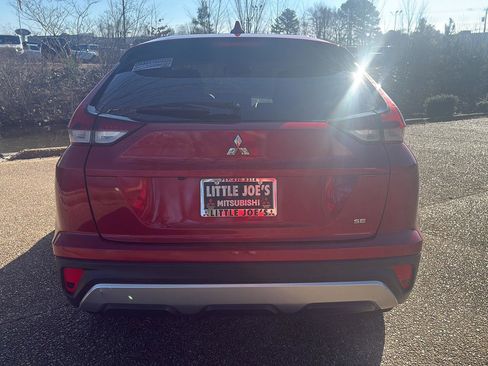 Used 2022 Mitsubishi Eclipse Cross SE image 6