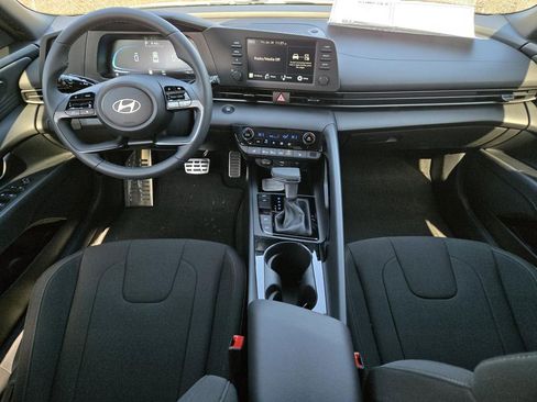 New 2026 Hyundai Elantra SEL Sport Premium FWD image 18