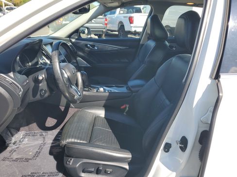 Used 2019 INFINITI Q50 Sport image 17