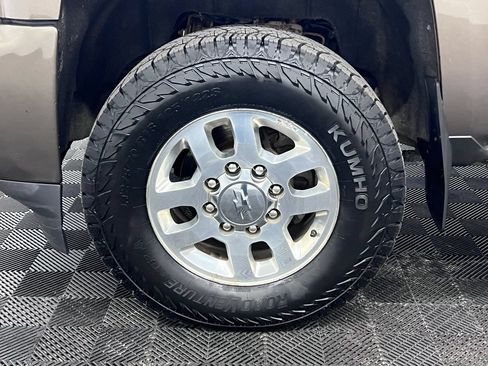 Used 2015 Chevrolet Silverado 3500 High Country w/ Duramax Plus Package AWD/4WD image 10