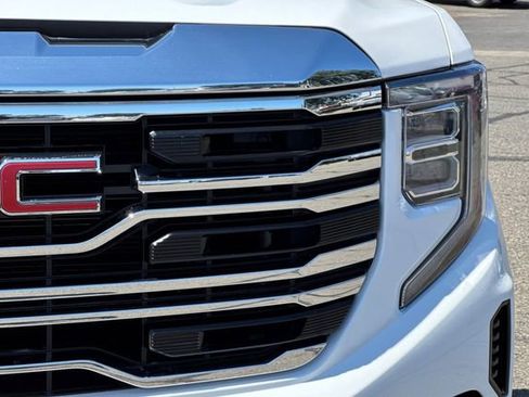 Used 2025 GMC Sierra 1500 SLT AWD/4WD image 53