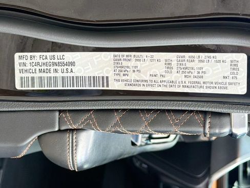 Used 2022 Jeep Grand Cherokee Summit AWD/4WD image 44