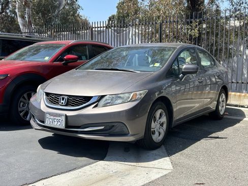 Used 2014 Honda Civic LX image 3