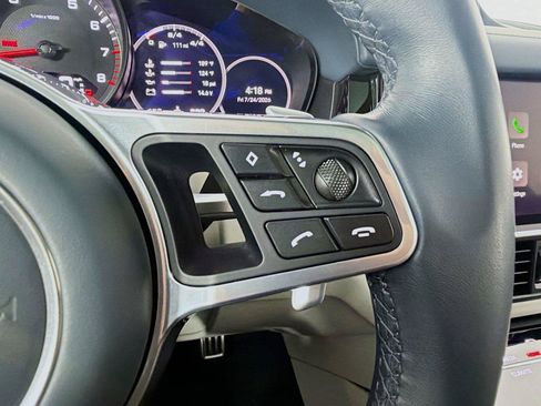Used 2022 Porsche Cayenne S Platinum AWD/4WD image 14