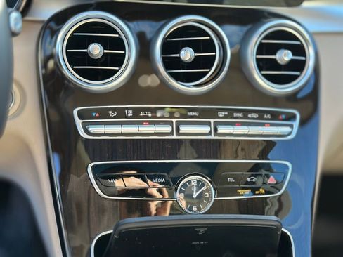 Used 2021 Mercedes-Benz C 300 4MATIC Sedan image 17