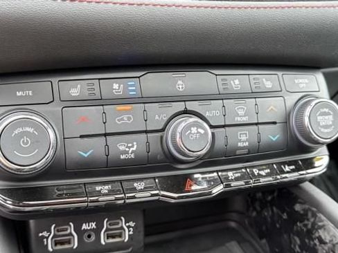 Used 2024 Dodge Durango R/T AWD/4WD image 29