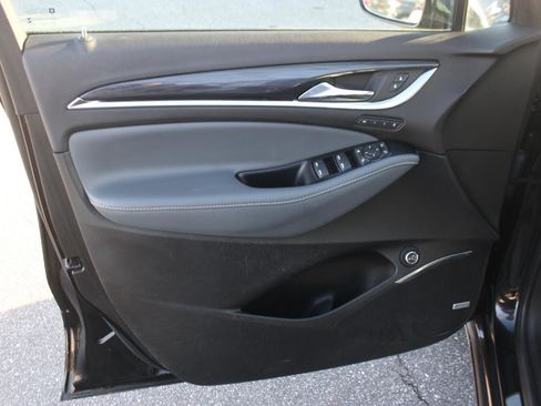 Used 2022 Buick Enclave Premium w/ Experience Buick Package image 13